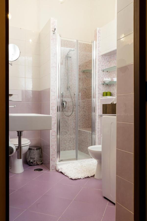 Vicky'S Luxury Guesthouse 나폴리 외부 사진