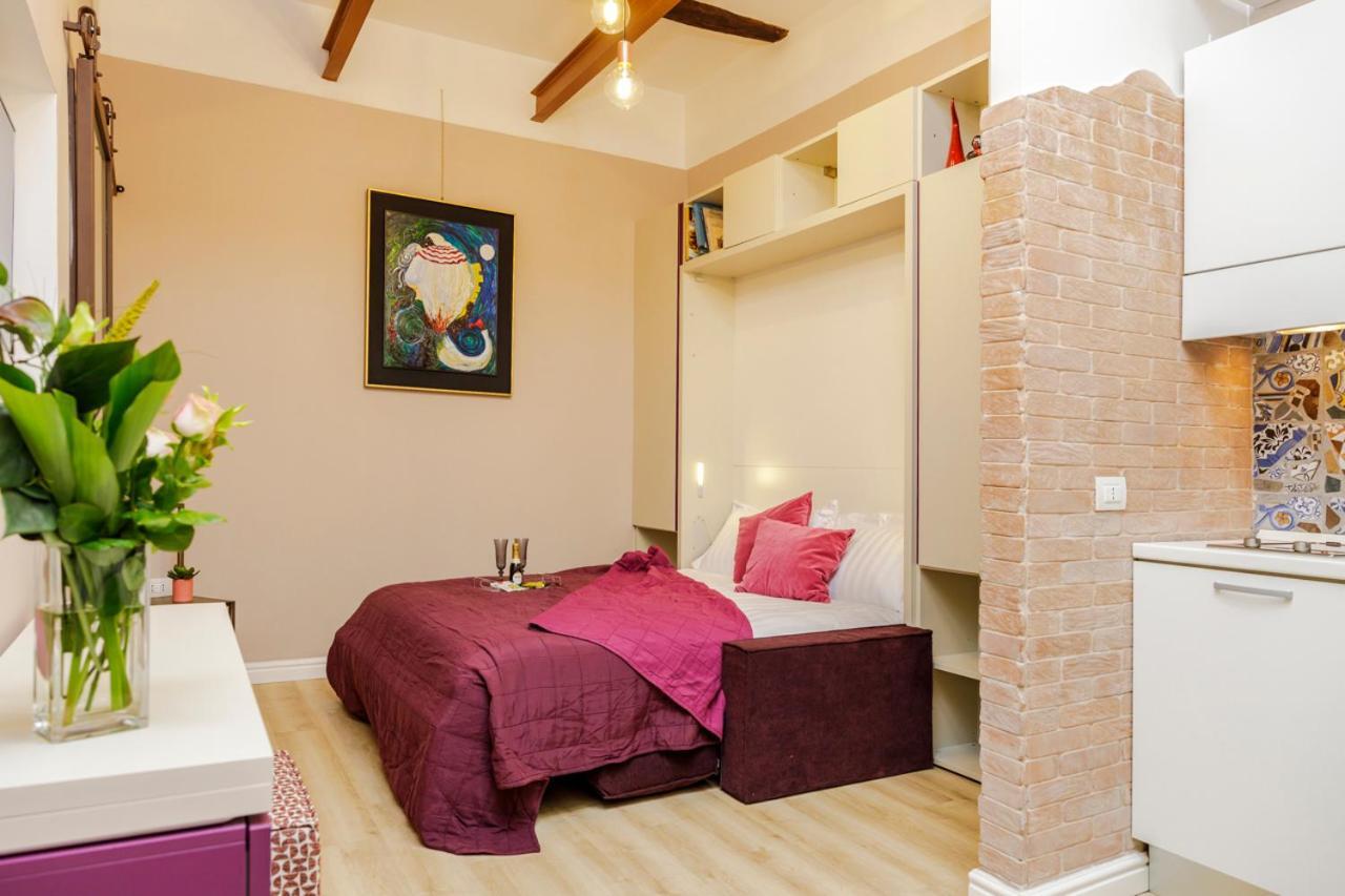 Vicky'S Luxury Guesthouse 나폴리 외부 사진
